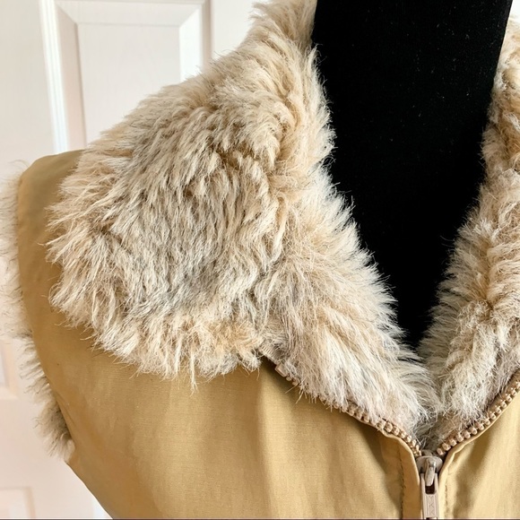 Woolrich Tan Faux Fur Lined Zipper Vest - Picture 2 of 9